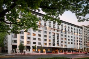 The Darcy Hotel, Washington DC - Οπτικά βοηθήματα: ανάγλυφα σήματα, Ουάσινγκτον