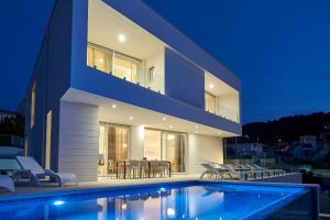 Villa Trogir - Eksklusiivinen oleskelu Trogir, Trogir