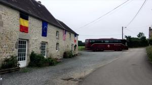 chevrerie de la huberdiere - 3-Star Hotels, Liesville-sur-Douve