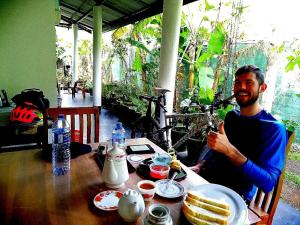 White Guest - Budget hotels in Anuradhapura, Anuradhapura
