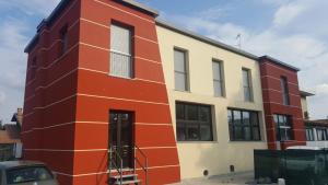 A casa di Titty - Gratis Wi-Fi, Somma Lombardo