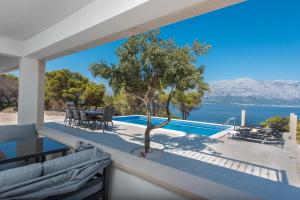 Lovely view villa in Povlja - 眺めの良いプール, ポヴィヤ
