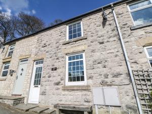 4 Alma Road - skóre – Velmi dobré, Buxton