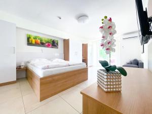 Tisza Gyöngye Apartmanok - Morgenmad på værelset, Szeged