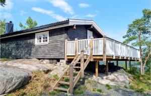 1 Bedroom Amazing Home In Lyngdal - 2-Star Hotels, Lyngdal
