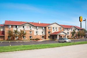 Super 8 by Wyndham Fairview Heights-St. Louis - 2hvězdičkové hotely, Fairview Heights