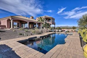 Mtn-View Gem with Pool, BBQ and Fire Pit in Scottsdale - Vily, Scottsdale