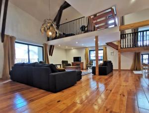 Maison familiale 12 personnes, Blesle - 別荘, ブレル