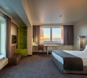 B&B Hotel Nowy Targ Centrum - Sengetøy, håndklær og annet tøy vaskes i samsvar med retningslinjer fra lokale myndigheter, Nowy Targ