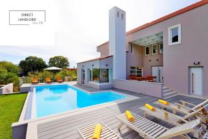 Villa Jure with heated pool, great garden, quiet location - Ville, Župa