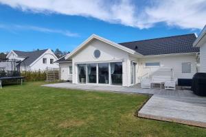 Uthyres endast till barnfamiljer - ヴィラ, Gullbrandstorp