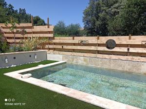 Patio de Lea (web) - 未評価, Mons