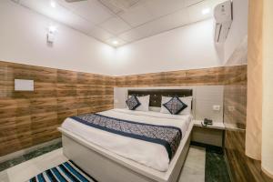 Hotel O krishna - Hotéis de 4 estrelas, Noida