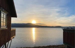2 Bedroom Beautiful Home In Frosta