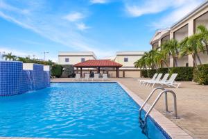 Aruba Breeze A6 - Gratis Wi-Fi, Palm-Eagle Beach