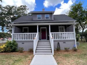 Historic Home in Downtown Greer Shop Eat & Sleep - 別荘, グリア