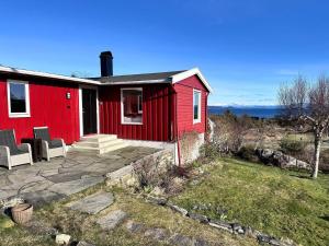 Holiday home KLOKKARVIK III - 別荘, Klokkarvik