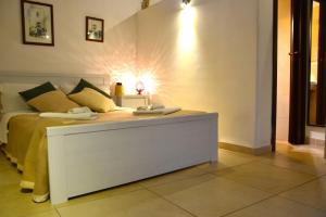 La Violetta Ostuni - Face masks for guests available, Ostuni