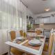Unique Beachfront APT with Garden & Grill, near Trogir, Трогир - Фото 6