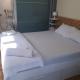 Air conditioned STUDIO in quite garden with barbecue Athens, アテネ - 写真 2