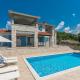 Villa Sterpazzi - near Porec with Sea View, private Jacuzzi, Sauna and Pool, Višnjan - Photo 4