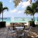 Sahabat Pantai Guest House Mitra RedDoorz, Tanjungbinga - 写真 1