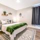Modern, Rustic Farmhouse Apartment near Downtown, Mount Clemens - 写真 4