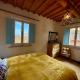 Magical, private and spacious Villa with large garden, olive grove - in a cool village on the Umbria Tuscany Border, Gioiella - Foto 8