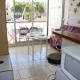 Appt 2P cabine, 6 couchages avec piscine et parking à Gruissan, près plage et port - FR-1-229-868, Gruissan - Foto 2