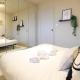 2BR Flat King Bed 4 Min to DLR Easy Central Access, Londres - Photo 6