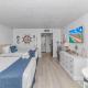 Direct Oceanfront Suite - Ocean Reef 803 - Sleeps 4!, Миртл-Бич - Фото 6