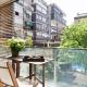 My Space Emirates - Spacious Apartments near the City Center, Barcelona - Foto 1
