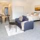 Single Level Studio, CBD Escape: King bed, Christchurch - Photo 2