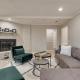 Beautiful Modern Home Pool for Groups and Families, プラノ - 写真 10