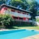 Chácara com Piscina e Amplo Quintal, Embu - Foto 1