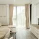 Azur Delux -1BD Flat with Parking & Pool by Flat Mаnаger, Saints Constantine and Helena - Foto 8