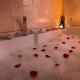 romantic house for 2 or 4 people with jacuzzi, El Reul Alto - Fotografie 2