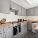 Suite #2 - Central Location - Private Ensuite, Smart TV, Fast Wifi and Free Parking - by Yoko Property, Redcar - Foto 7