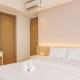 Modern Look and Nice 2BR Gold Coast Apartment near PIK By Travelio, Jakarta - Foto 4
