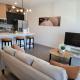 Modern New Townhome at the Hub a few miles to Disney, キシミー - 写真 6