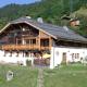 2 spacieux appartements dans une ferme rénovée face au MontBlanc, Megève - Photo 2