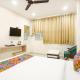 FabHotel Hari Kunj 900 m from Kashi Vishwanath Temple, バラナシ - 写真 7