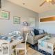 Walk to Beach Top-Floor Condo in Murrells Inlet, マートルビーチ - 写真 6