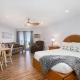 Beachfront Walkout Condo Pointes North Resort 2874, Traverse City - Kuva 2