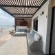 Beautiful Ocean Front Home Fully Renovated, Asia - Foto 5